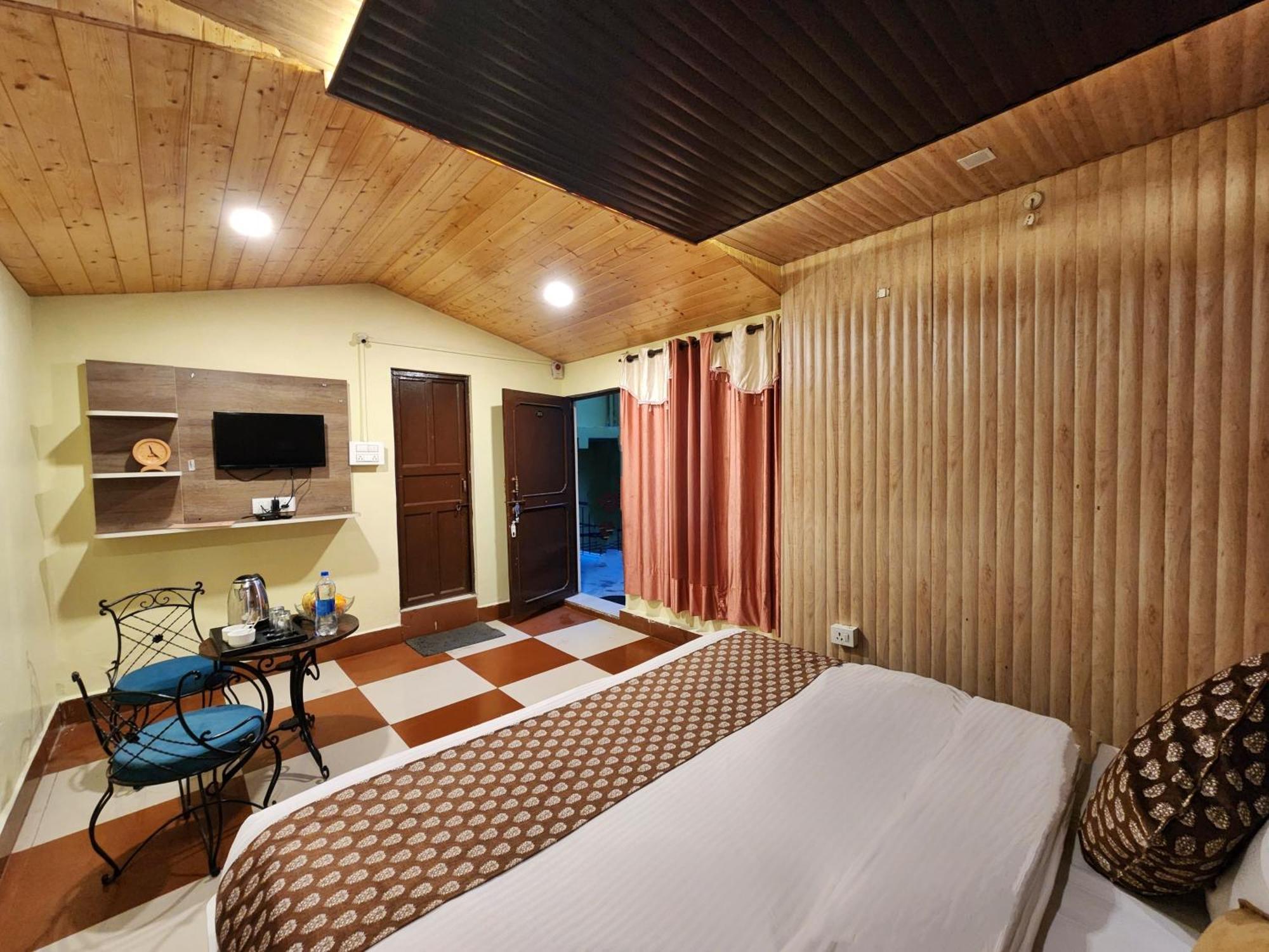 Hotel The White Orchid Dalhousie Esterno foto